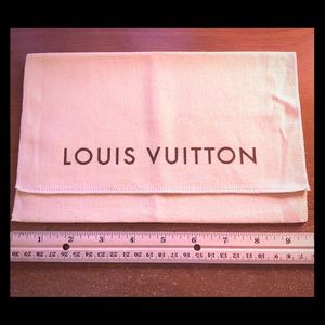💯 Louis Vuitton Dust Cover Bag (Item A)